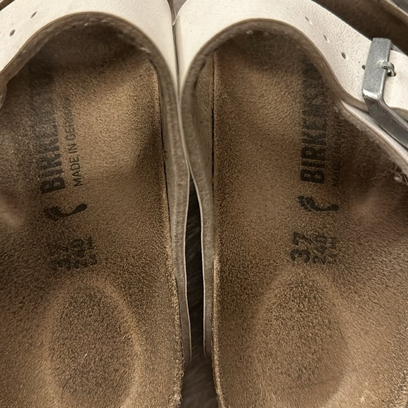 womens size 7 birkenstocks